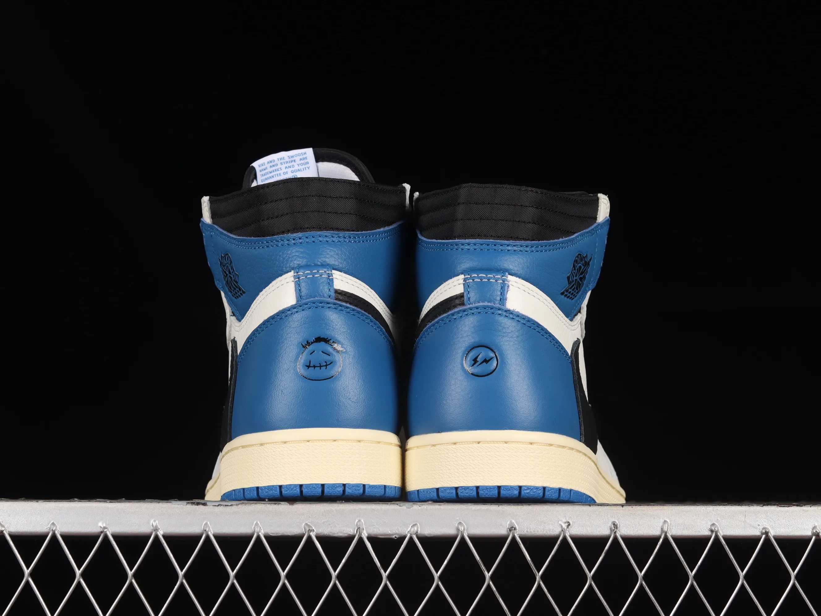 All Categories Air Jordan Jordan Series Basketball Shoes Air Jordan 1 High LJR Version Travis Scott x Air Jordan 1 High OG AJ1 Lightning Overhead DH3227-105
